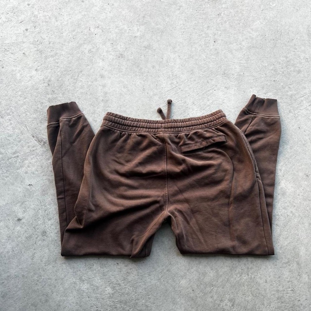 Brown Gymshark Joggers Essential - Picture 4 of 6